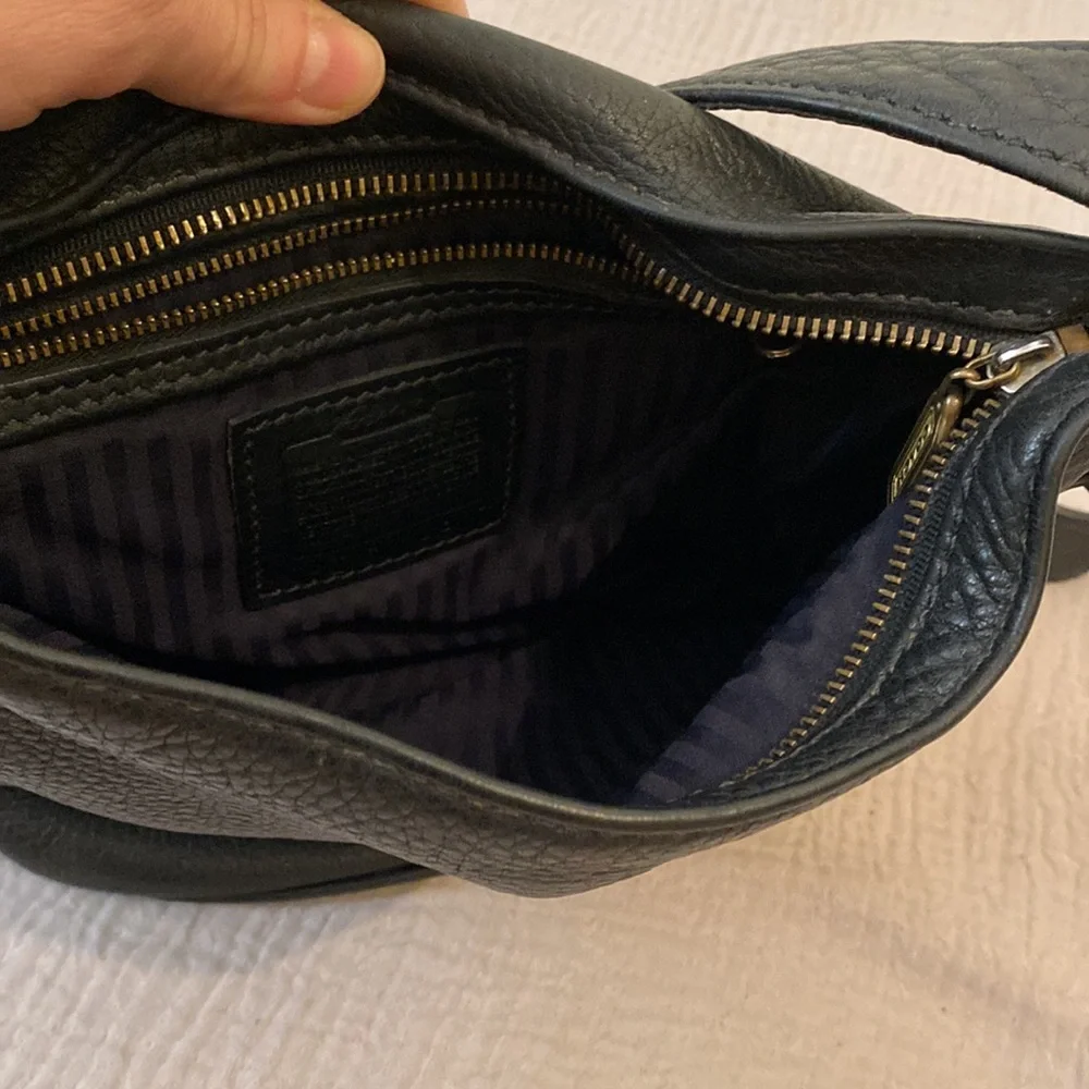 Coach Vintyge Sonama No 4907 Black Leather Crossbody Shoulder Bag